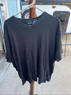 George Black Ribbed V-Neck Short Sleeve Tee